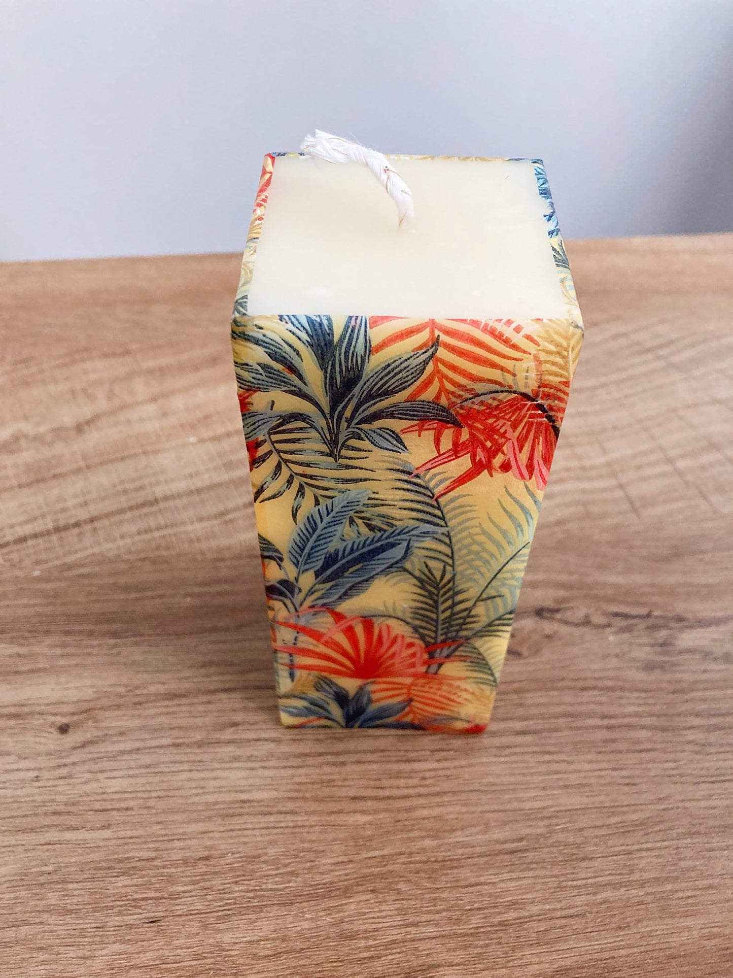 Equatorial Flora Candle